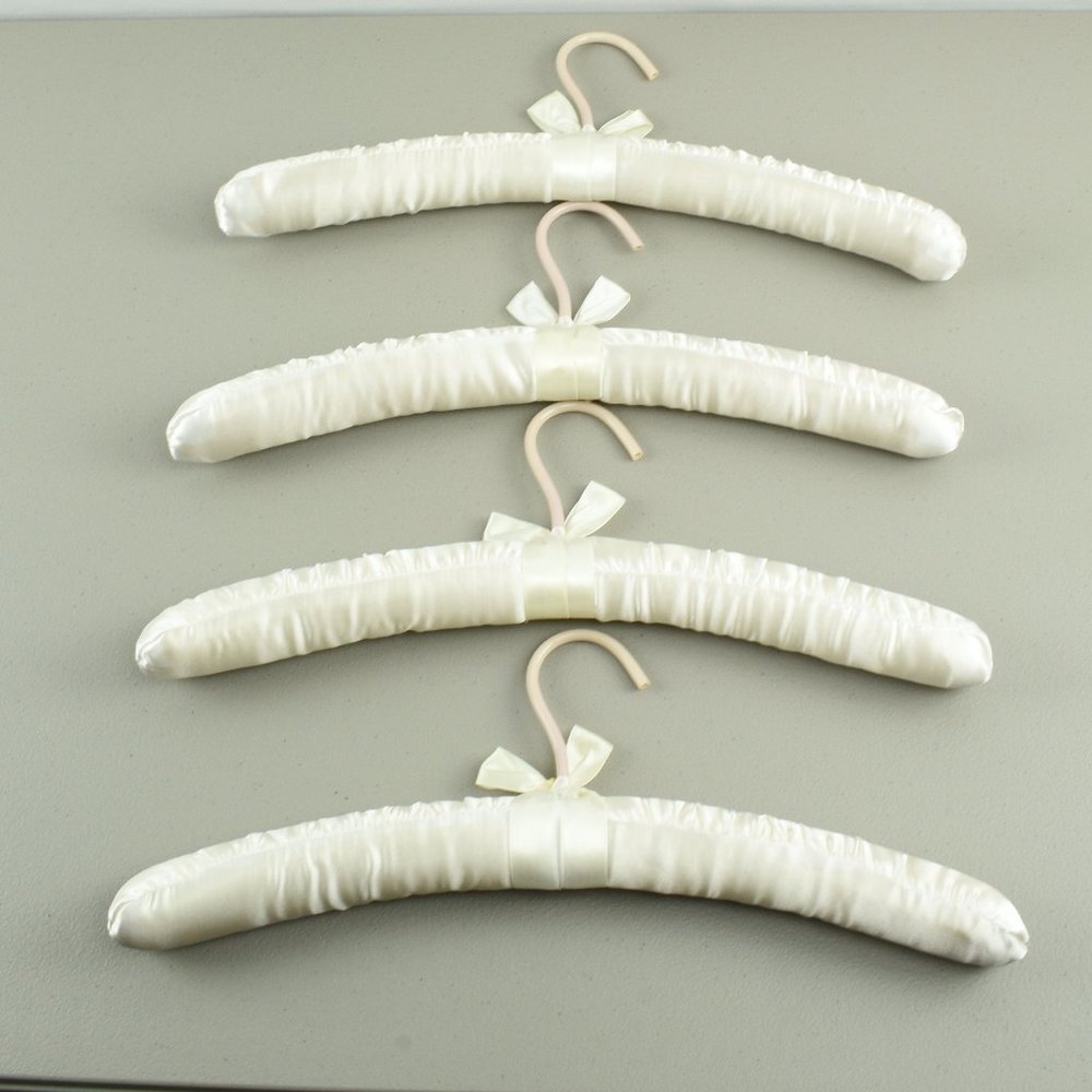 Satin Cushioned Hanger Set of (4) - Picture 2 of 7